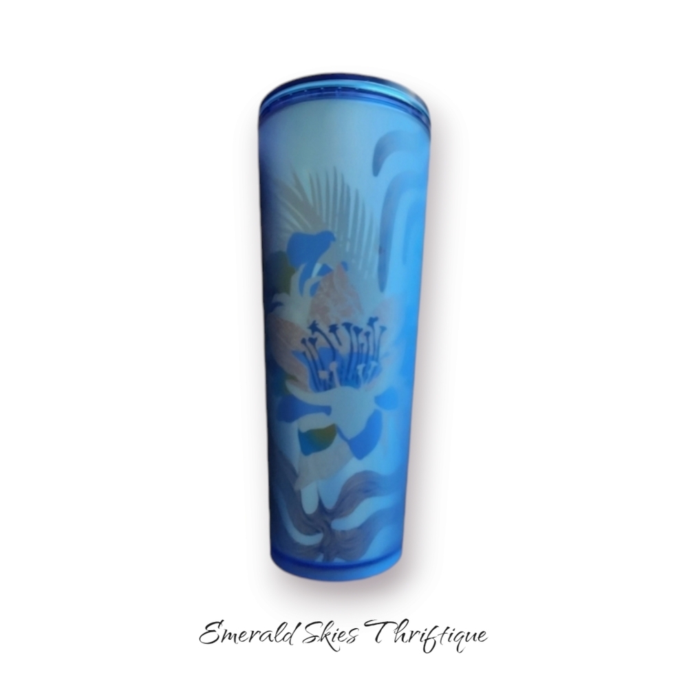 Starbucks through the garden tumbler - Picture 2 of 7